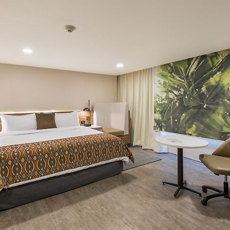 Отель Wyndham Garden Кито Экстерьер фото